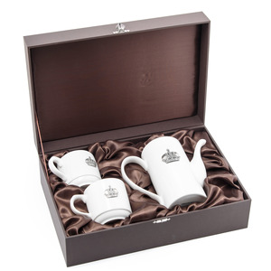 Porcelain tea set for 2 persons "Crown"